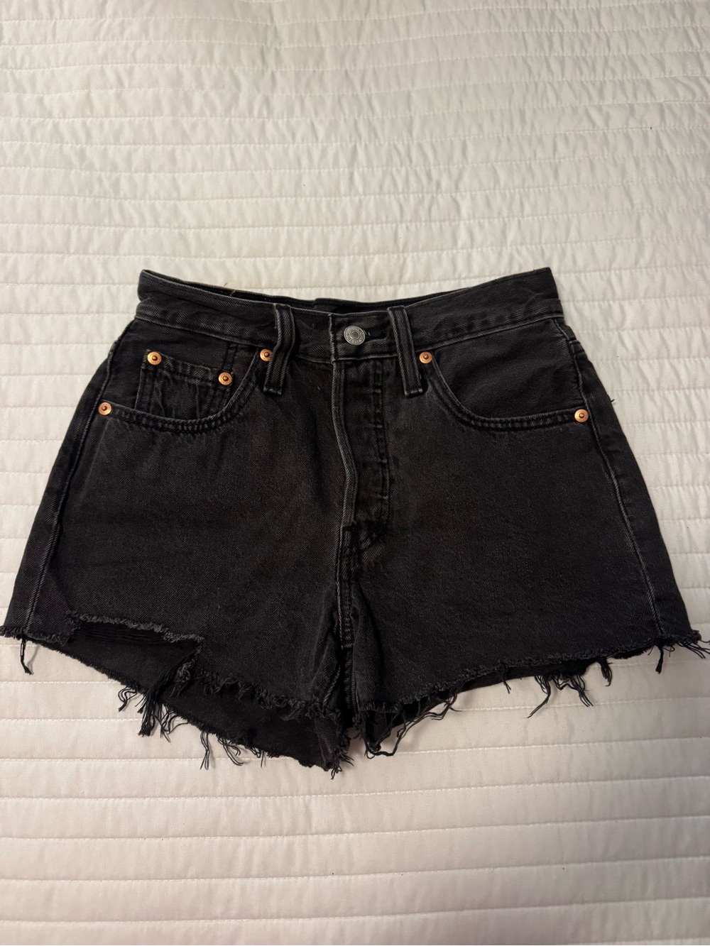 NWOT Levi’s 501 High Rise Shorts